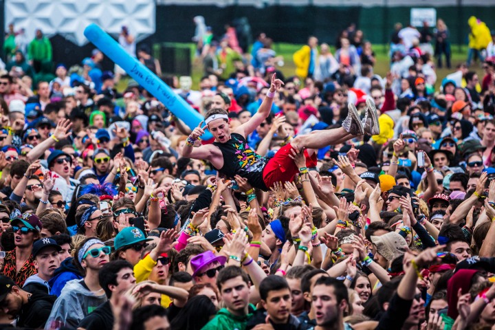 EDM, Escapade, Music