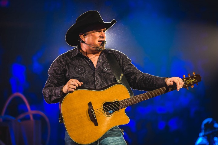 Country, Garth Brooks, Music