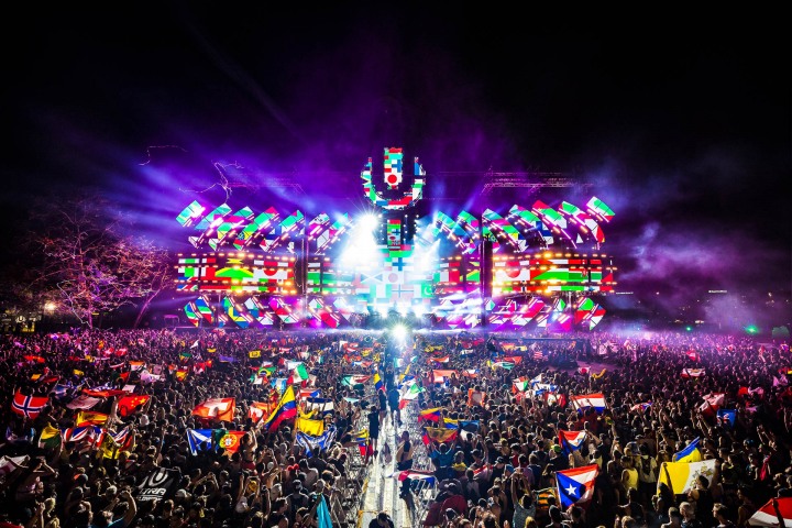 AGP Favorite, EDM, Lazers, Music, Pyro, Ultra, Ultra Miami, AGP, Alex G Perez, www.AGPfoto.com