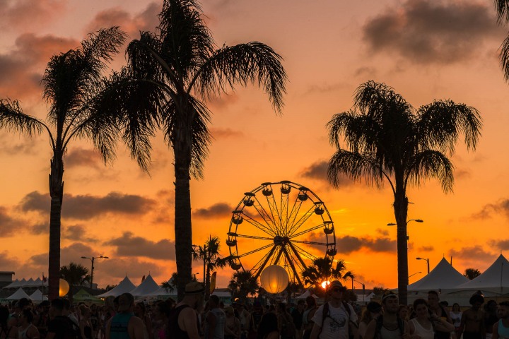 AGP Favorite, Hangout, Music