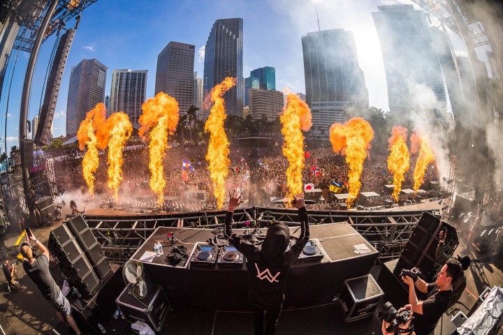 Alan Walker, EDM, Fire, Music, Ultra, Ultra Miami, UMF
