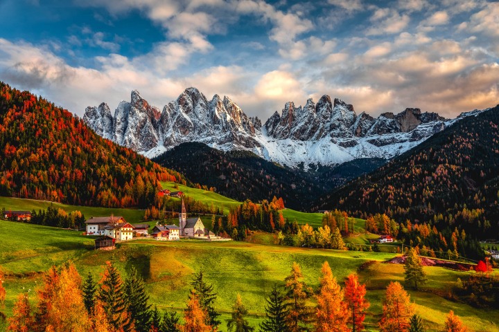 AGP Favorite, Autumn, Dolomites, Europe, Fall Colors, Furchetta, Italy, Mountains, Santa Maddalena Church, Sass Rigais, Snow Covered, South Tyrol, St. Maddalena, Travel, AGP, Alex G Perez, www.AGPfoto.com