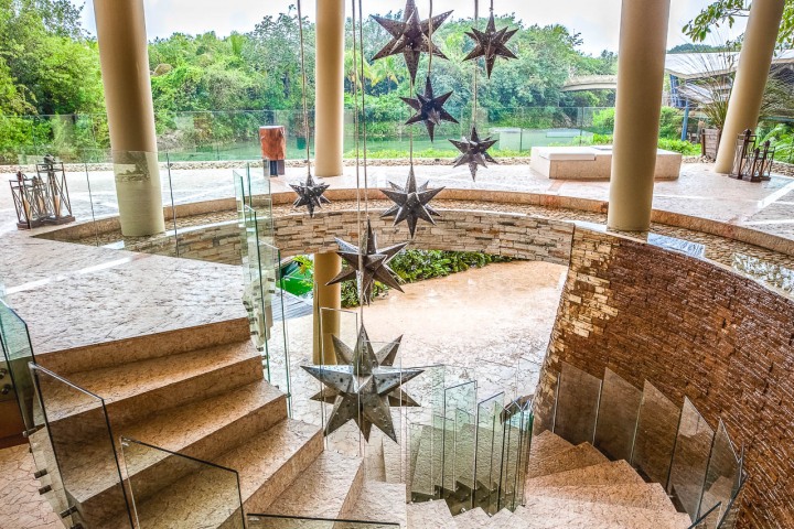 Commercial, Luxury Resort, Real Estate