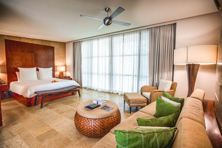 Commercial, Luxury Resort, Real Estate