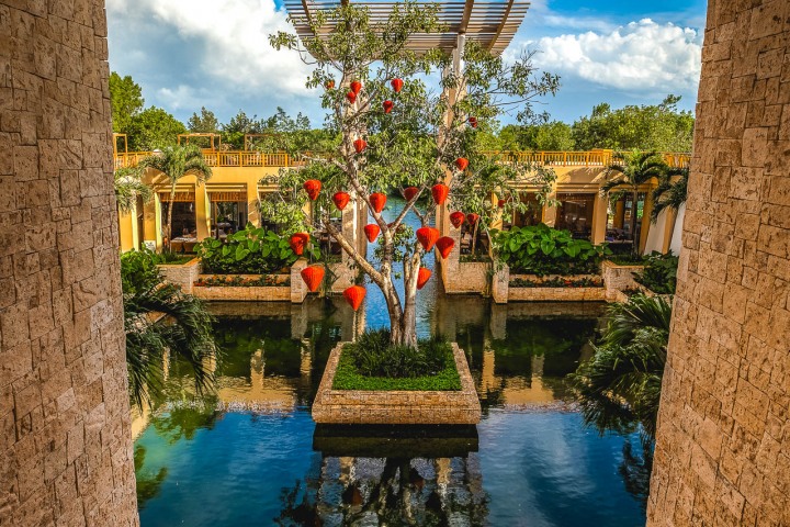 Commercial, Luxury Resort, Real Estate