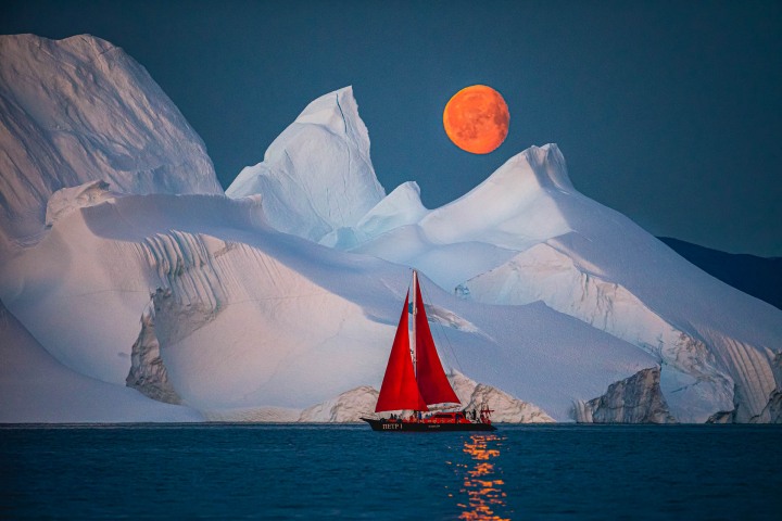 AGP, AGP Favorite, Alex G Perez, Arctic Circle, Greenland, Ice, Iceberg, Ilulissat, Landscape Photography, Moon, Moonlight, Nature, North America, Reflections, Sail Boat, Travel, www.AGPfoto.com