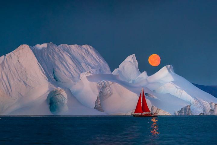 AGP, AGP Favorite, Alex G Perez, Arctic Circle, Greenland, Ice, Iceberg, Ilulissat, Landscape Photography, Moon, Moonlight, Nature, North America, Sail Boat, Travel, www.AGPfoto.com
