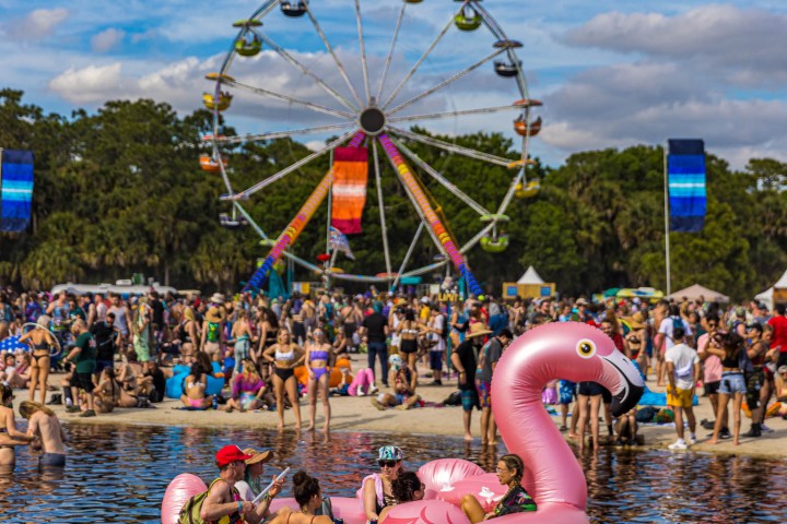 2020_0306_151814-0308_ALIVECOVERAGE