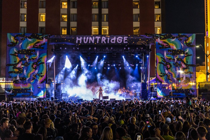 2021_0917_205610-1610_ALIVECOVERAGE