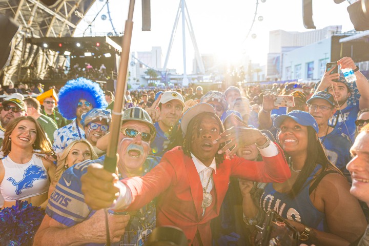 2022_0428_213536-7716_ALIVECOVERAGE