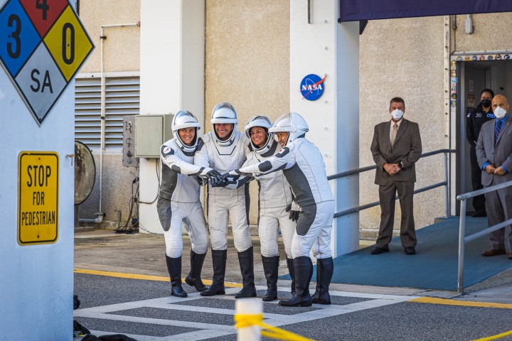 2022_1005_084241-0728_AGP