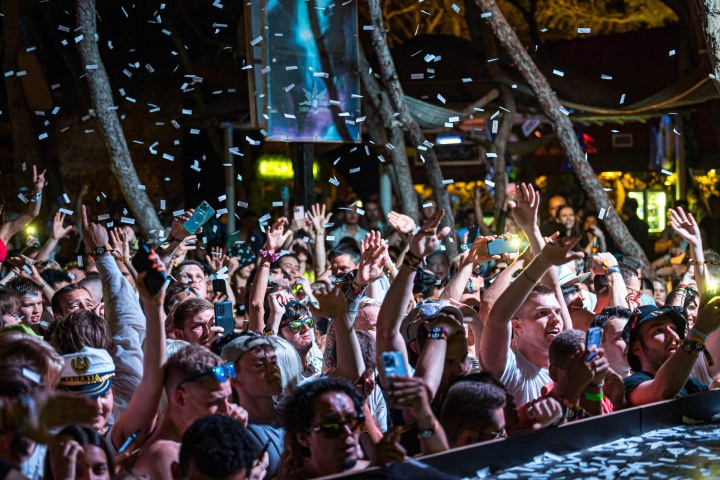 2022_0712_215741-8163_ALIVECOVERAGE