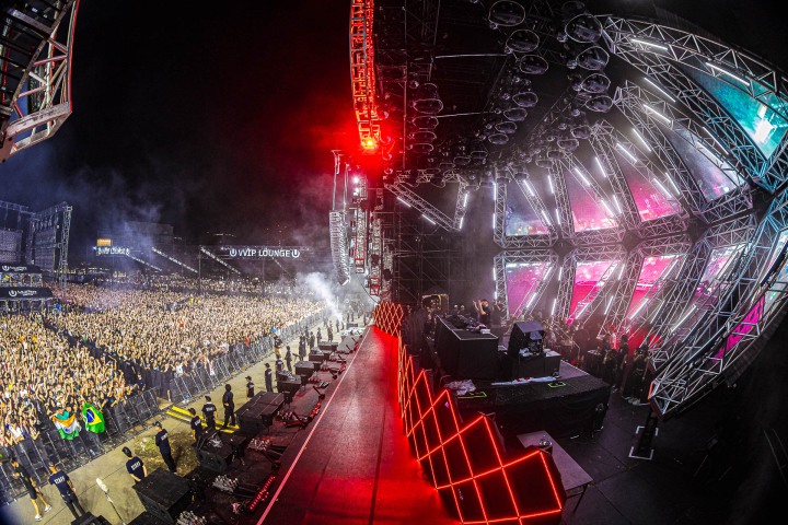 2023_0917_195822-5690_ALIVECOVERAGE