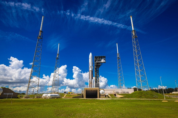 A United Launch Alliance Atlas 5 551 rocket launches 27 of Amazon’s Project Kuiper broadband internet satellites into low Earth orbit.
