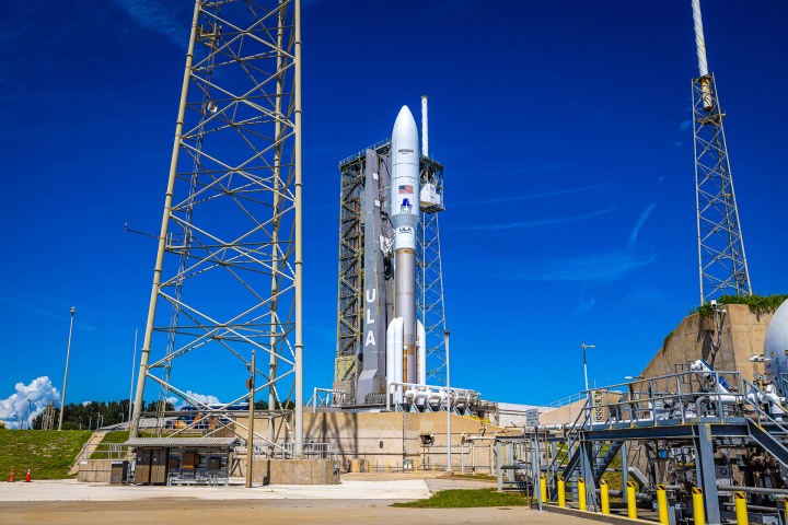 A United Launch Alliance Atlas 5 551 rocket launches 27 of Amazon’s Project Kuiper broadband internet satellites into low Earth orbit.