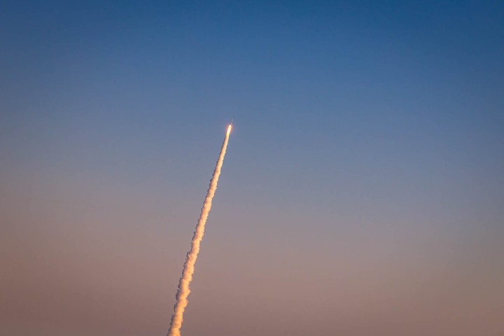 A United Launch Alliance Atlas 5 551 rocket launches 27 of Amazon’s Project Kuiper broadband internet satellites into low Earth orbit.