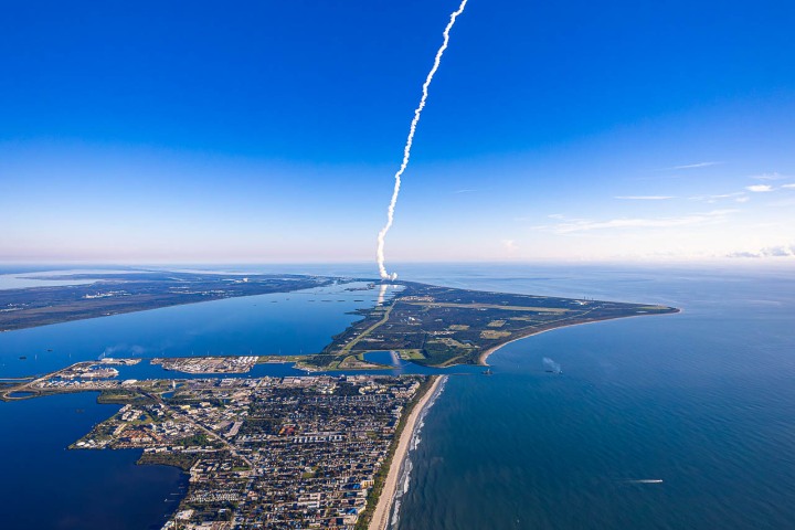 A United Launch Alliance Atlas 5 551 rocket launches 27 of Amazon’s Project Kuiper broadband internet satellites into low Earth orbit.