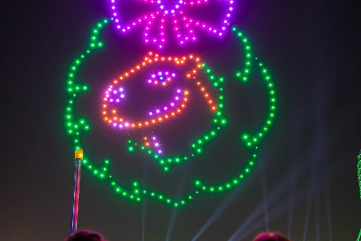 2025_1223_220456-7188_ALIVE