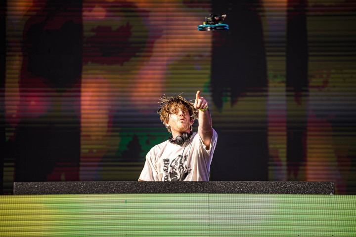 2025_0418_161149-8707_ALIVE