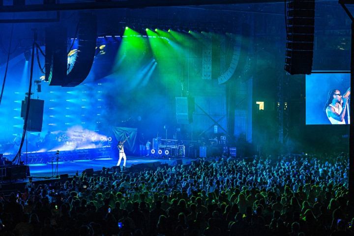 2025_0719_220059-1491_ALIVE