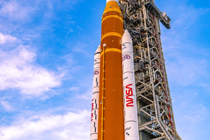 NASA successfully rolled back the Artemis II Space Launch System (SLS) rocket and Orion spacecraft to the Vehicle Assembly Building (VAB) at Kennedy Space Center on February 25, 2026. The 4-mile trek was initiated to repair a critical helium flow issue in the upper stage, with the goal of preserving an April 2026 launch window