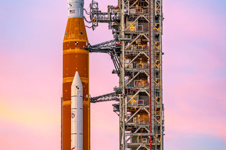 NASA successfully rolled back the Artemis II Space Launch System (SLS) rocket and Orion spacecraft to the Vehicle Assembly Building (VAB) at Kennedy Space Center on February 25, 2026. The 4-mile trek was initiated to repair a critical helium flow issue in the upper stage, with the goal of preserving an April 2026 launch window